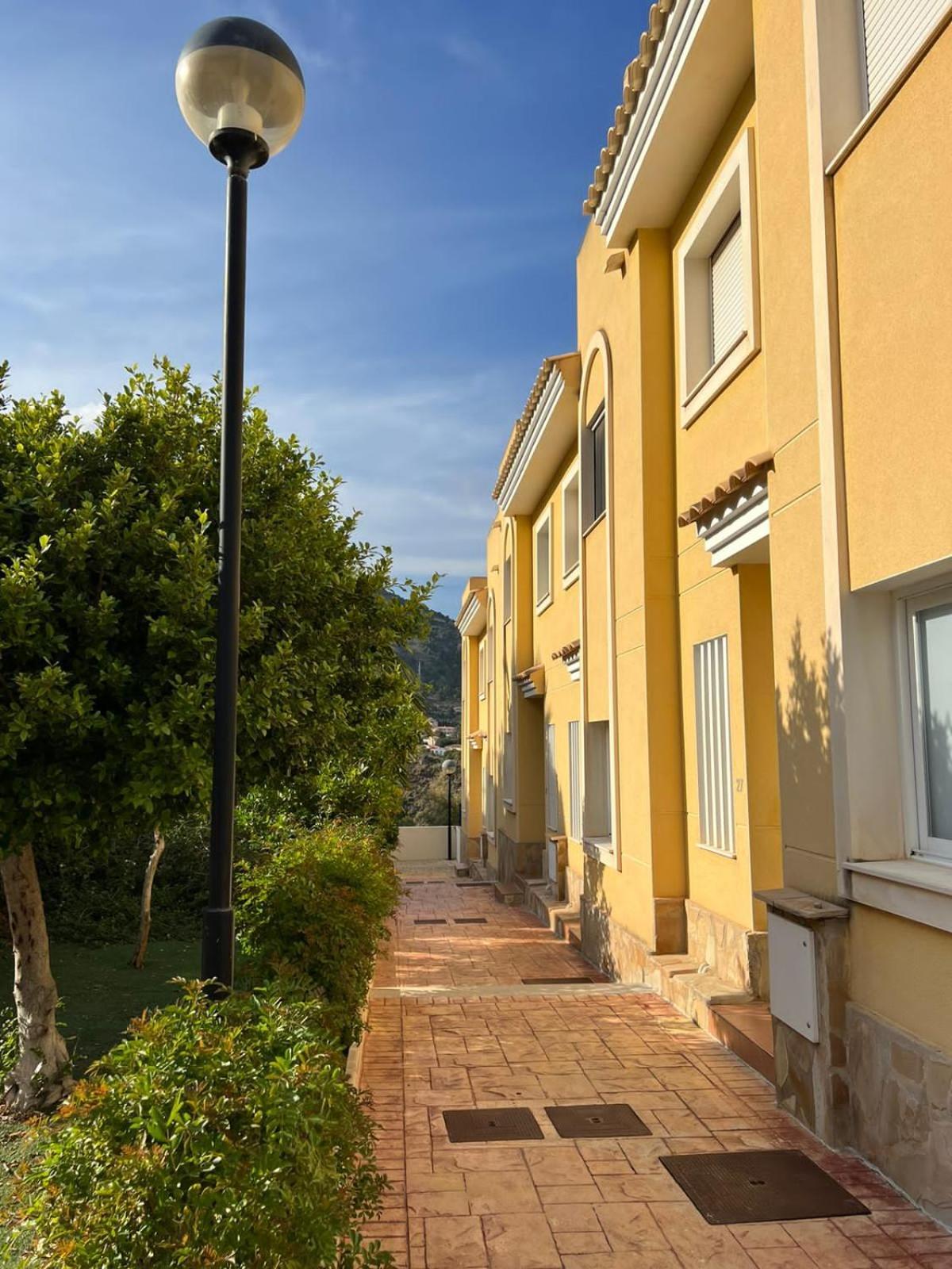 Chalet Adosado Con Vistas Al Mar Calpe Exterior photo